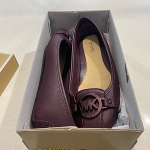 Michael Kors ballet flats sz 7 in plum